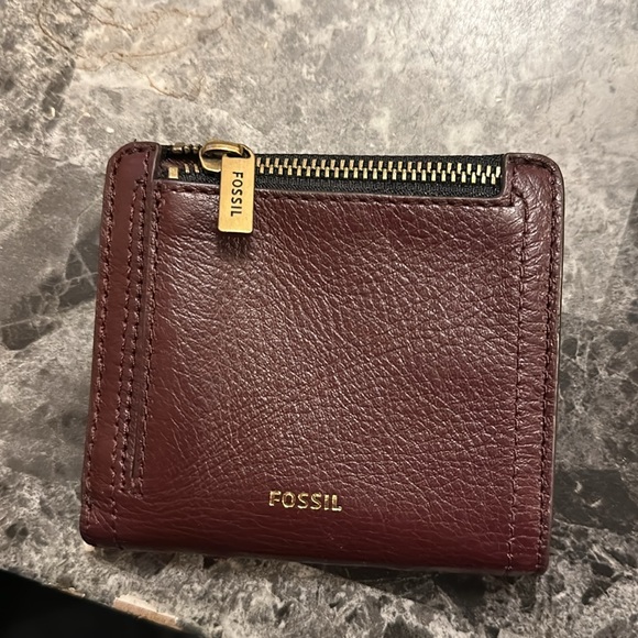 Fossil leather wallet! - Picture 3 of 3